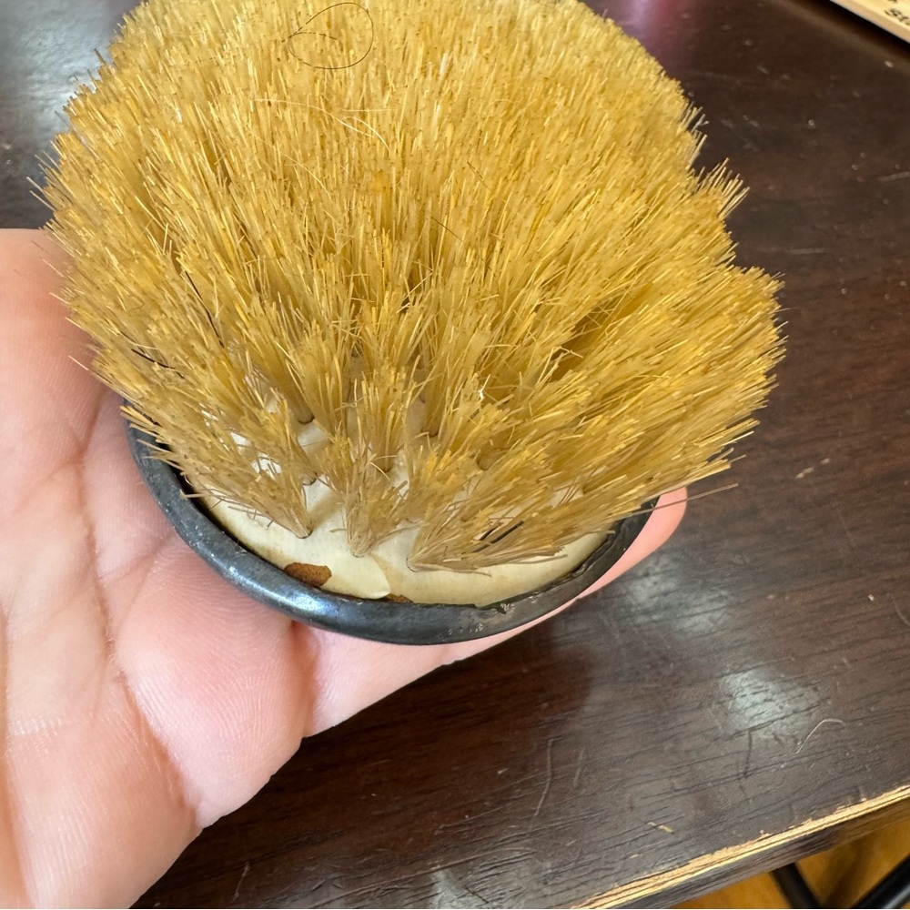 Antique Silver Hairbrush with Intricate Design Art Nouveau Silver Plated or Tone - Picture 9 of 16